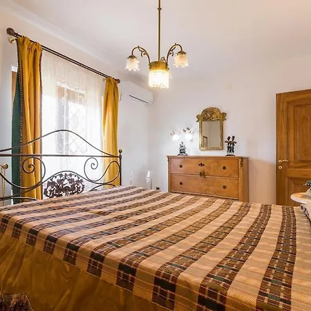 Gabriella * Villa San Pietro